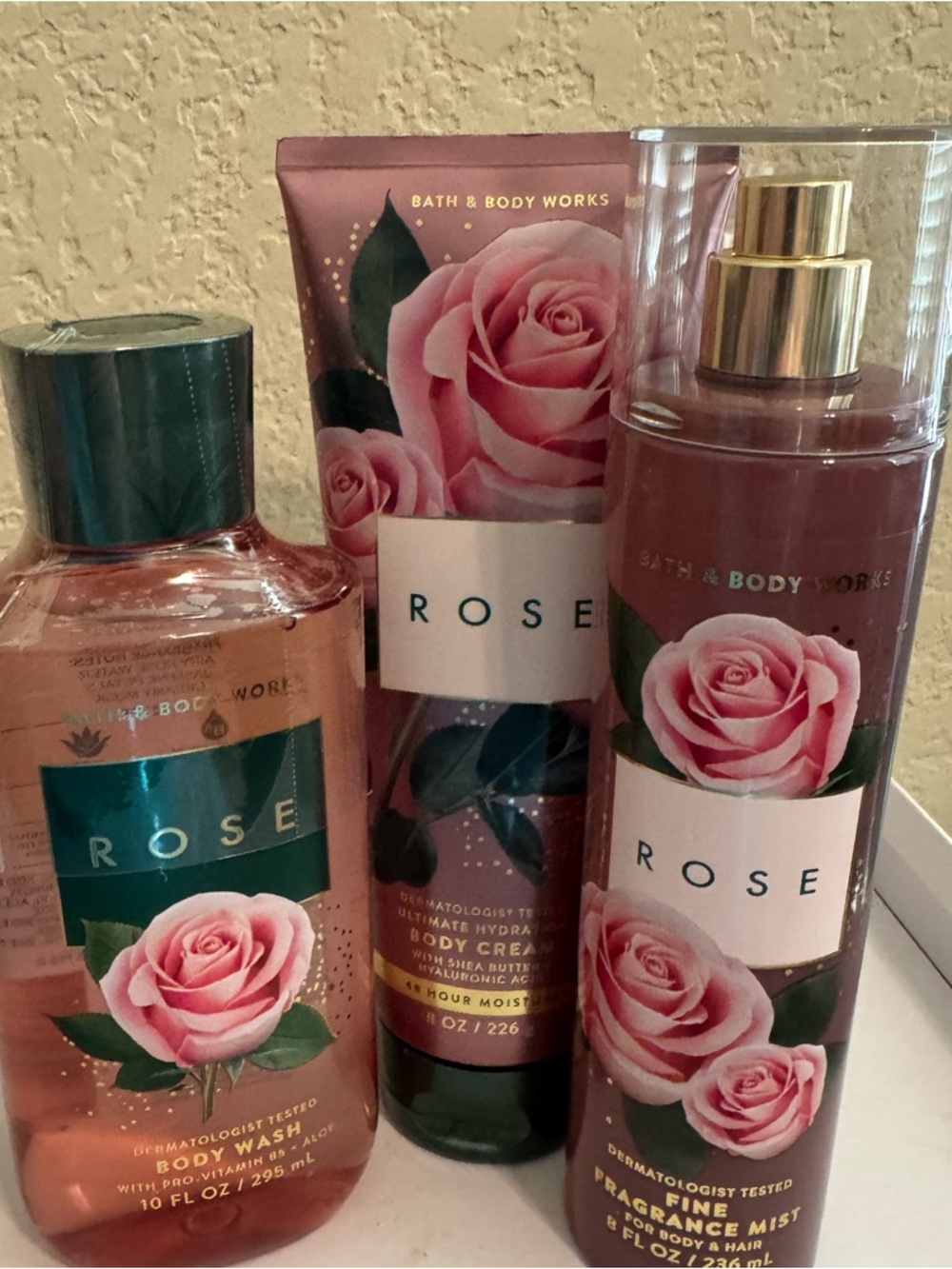 NWT Bath & Body Works 3pc Rose Set - Picture 3 of 11